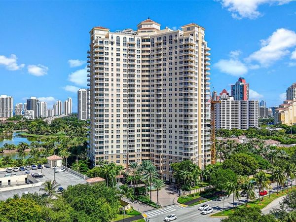19501 W Country Club Dr , Unit 1508, Aventura, FL 33180