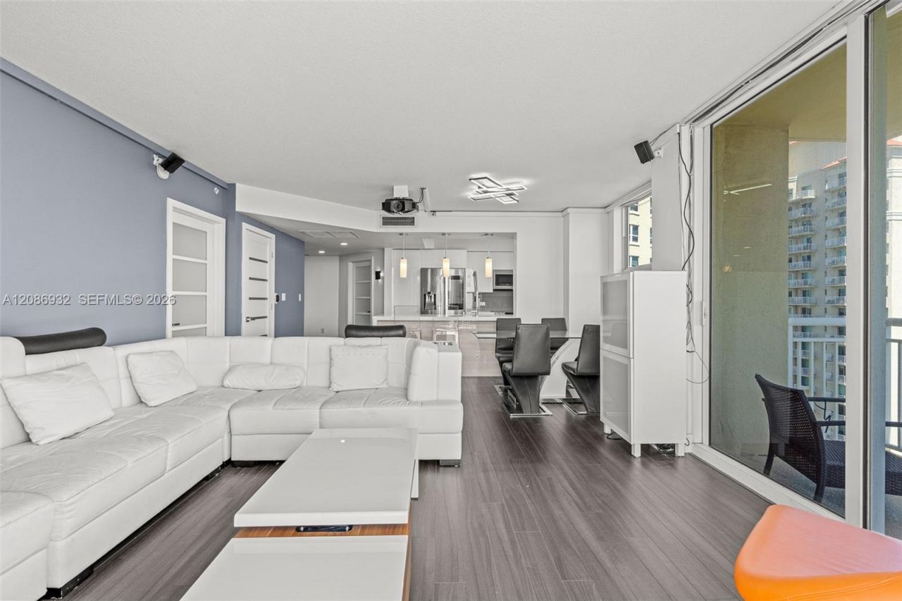 19501 W Country Club Dr, Unit 1508, Aventura, FL 33180 Photo