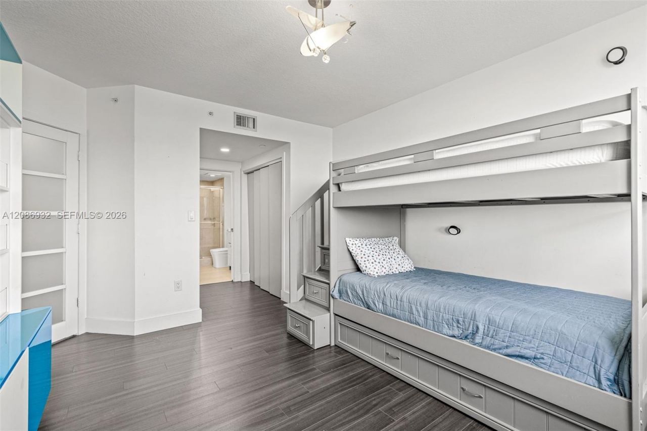 19501 W Country Club Dr, Unit 1508, Aventura, FL 33180 Photo