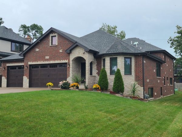 10057 S 86th Court, Palos Hills, IL 60465