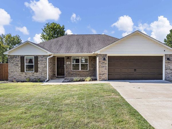4 Fox Creek Court, Pottsville, AR 72858