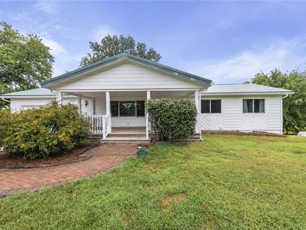 10465 N Highway, Orrick, MO 64077