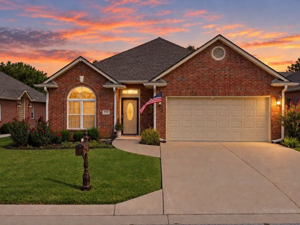 723 Woodland Avenue , Sapulpa, OK 74066