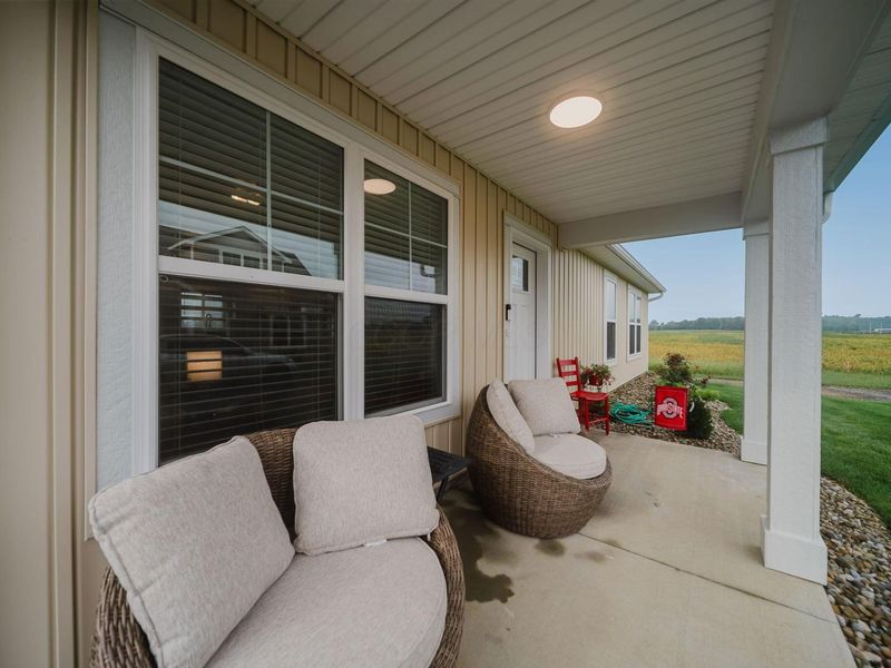 212 Cumberland Meadows Circle, Hebron, OH 43025 Photo 4