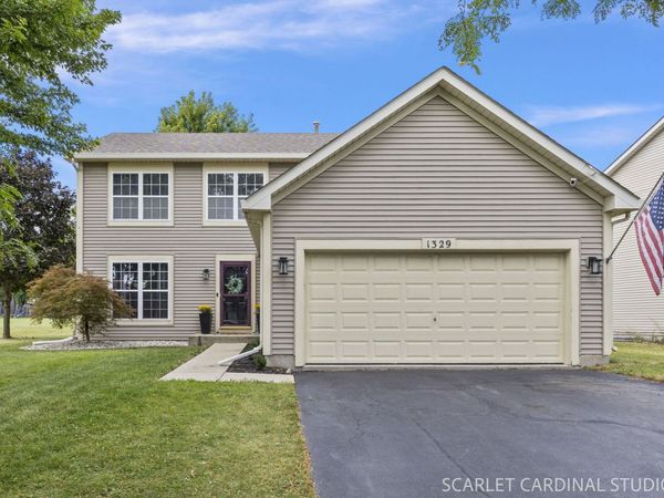 1329 Wabena Avenue , Minooka, IL 60447