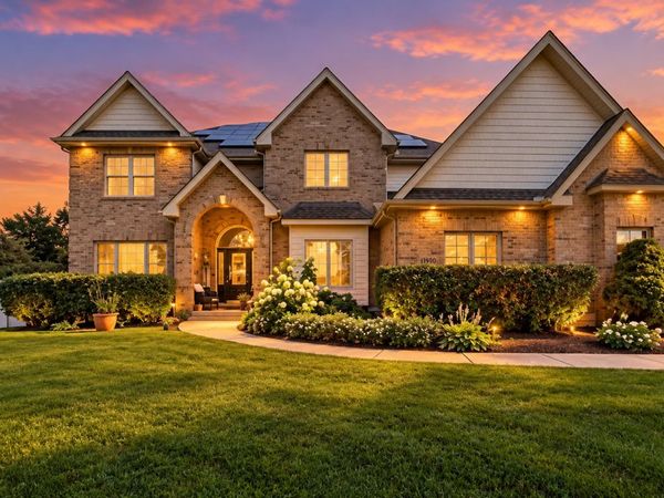 12327 S 71st Court, Palos Heights, IL 60463