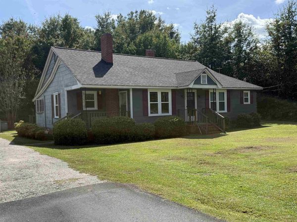 222 E Hampton St., Olanta, SC 29114