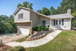 206 Rodborough Road photo 4