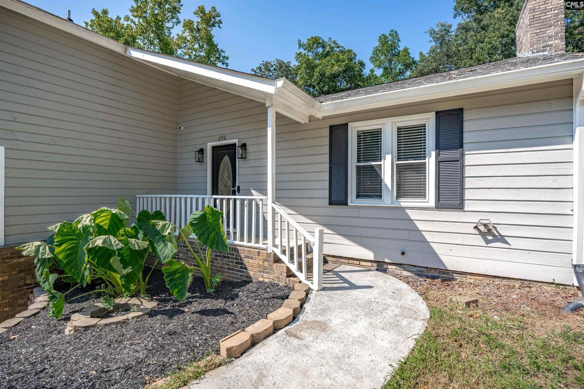 206 Rodborough Road Photo 5