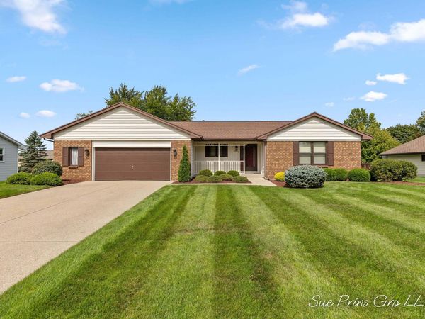 3345 40th Street SW, Grandville, MI 49418