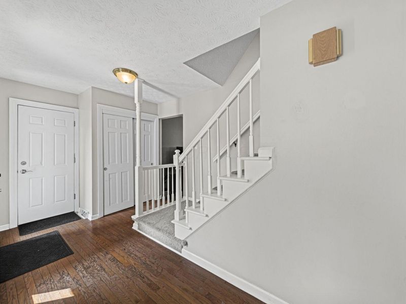 5515 Glasgow Place, Columbus, OH 43235 Photo 12