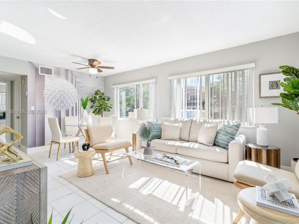 335 SW 20th St, Unit 1, Fort Lauderdale, FL 33315