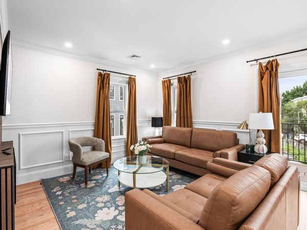6-8 Weld Hill St, Boston, MA 02130