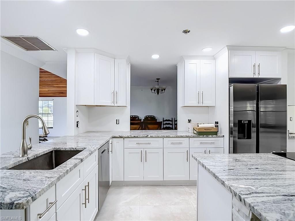 1864 Marina Cir, North Fort Myers, FL 33903 Photo