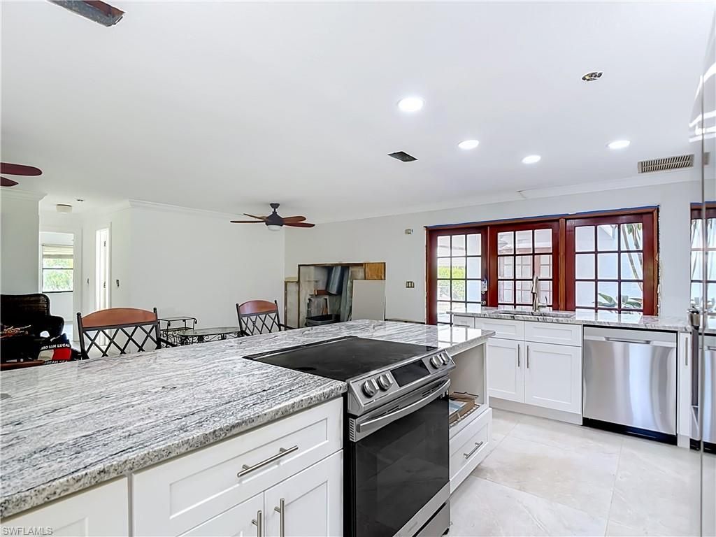 1864 Marina Cir, North Fort Myers, FL 33903 Photo