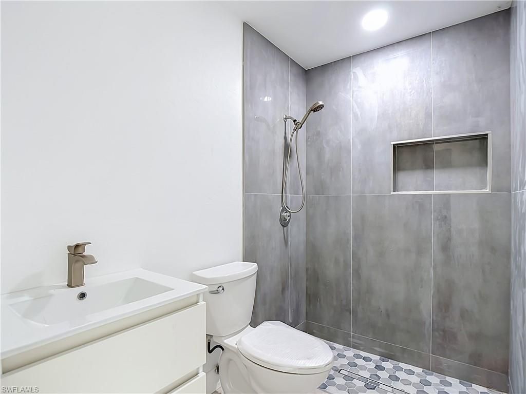1864 Marina Cir, North Fort Myers, FL 33903 Photo