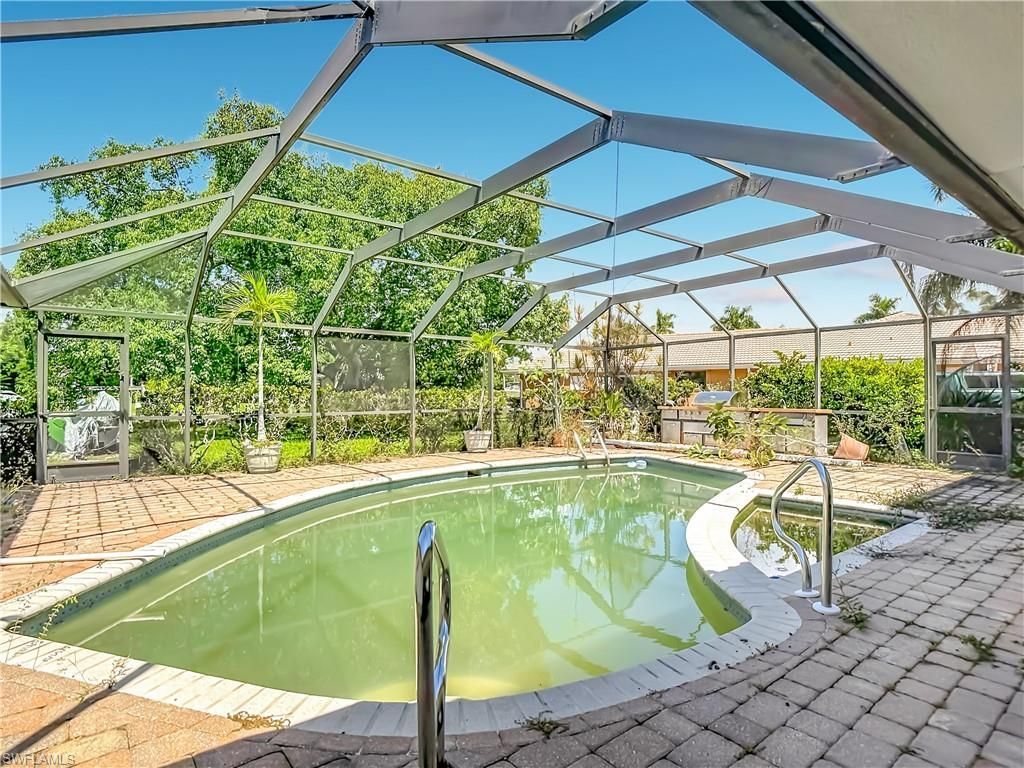 1864 Marina Cir, North Fort Myers, FL 33903 Photo