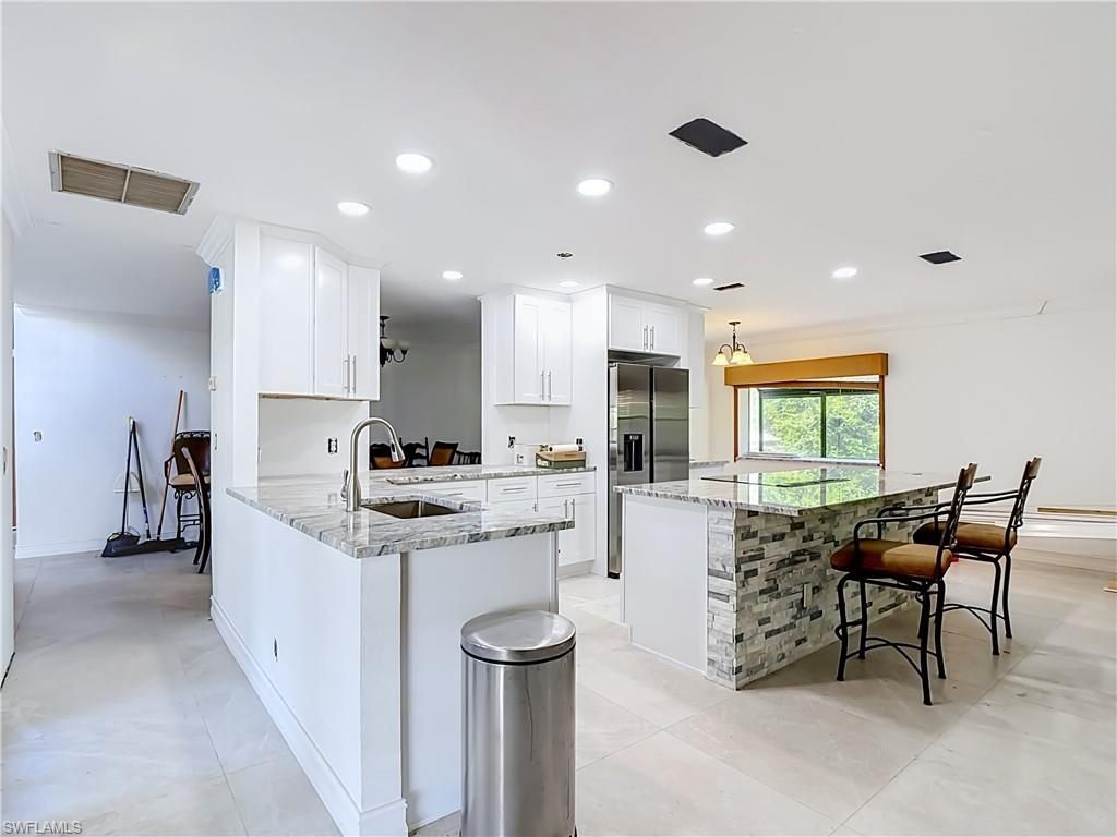 1864 Marina Cir, North Fort Myers, FL 33903 Photo