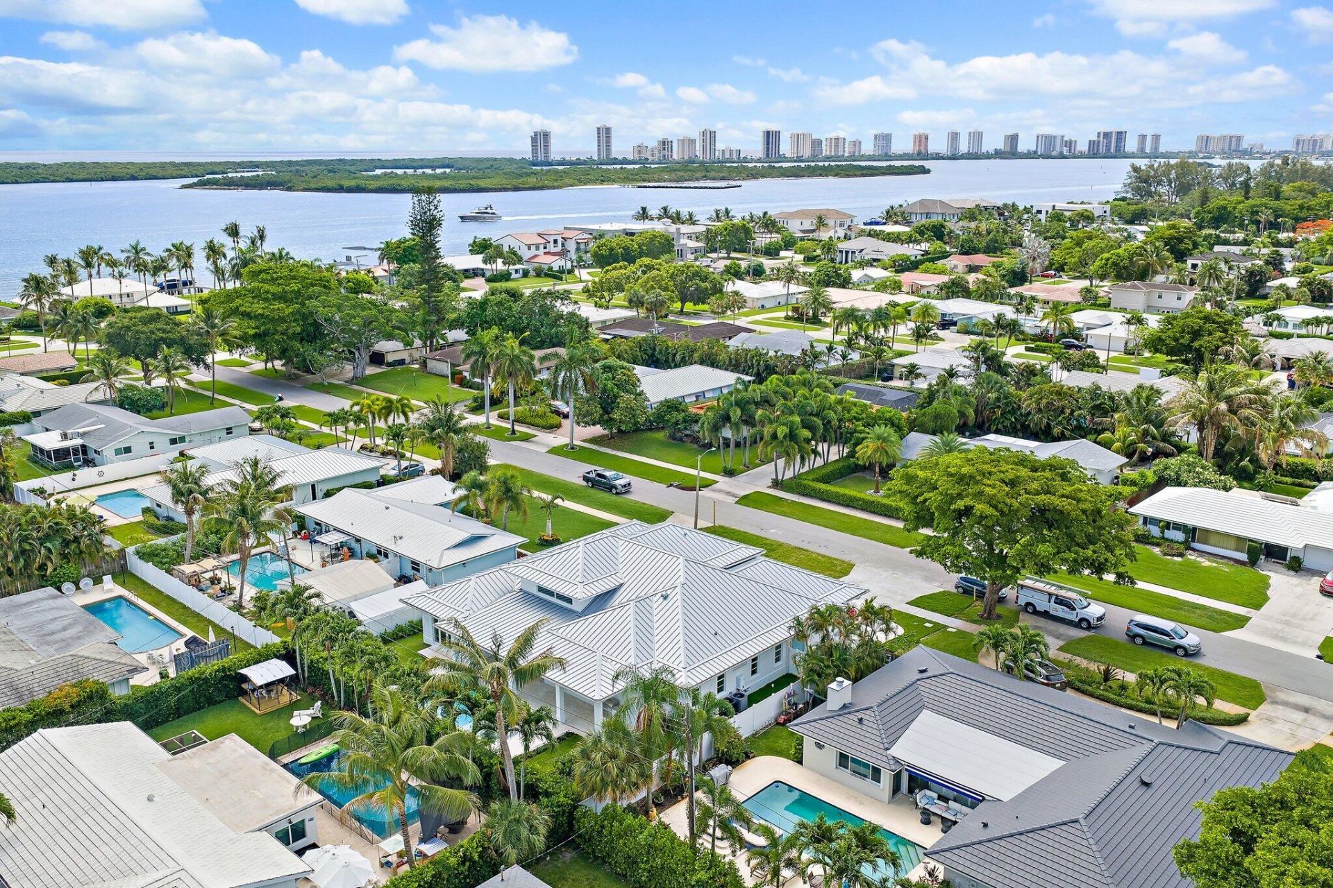 131 Dory Road S, North Palm Beach, FL 33408 Photo