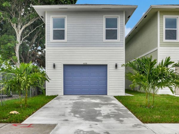 4456 Clinton Boulevard, Lake Worth, FL 33461