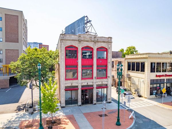 180 Erie Boulevard, Schenectady, NY 12305
