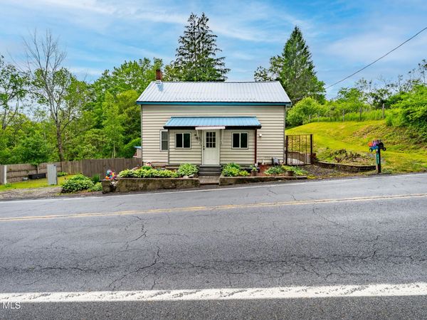 843 State Route 43, Stephentown, NY 12169
