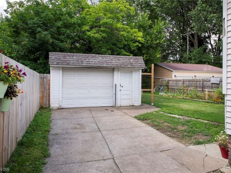 3854 W 132 Street, Cleveland, OH 44111 Photo 35