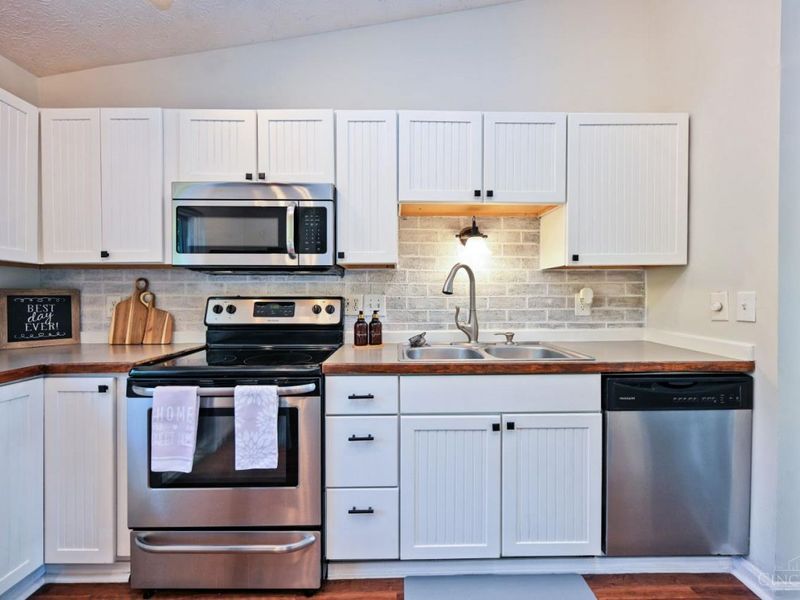11931 Blackhawk Circle, Springfield Township, OH 45240 Photo 18