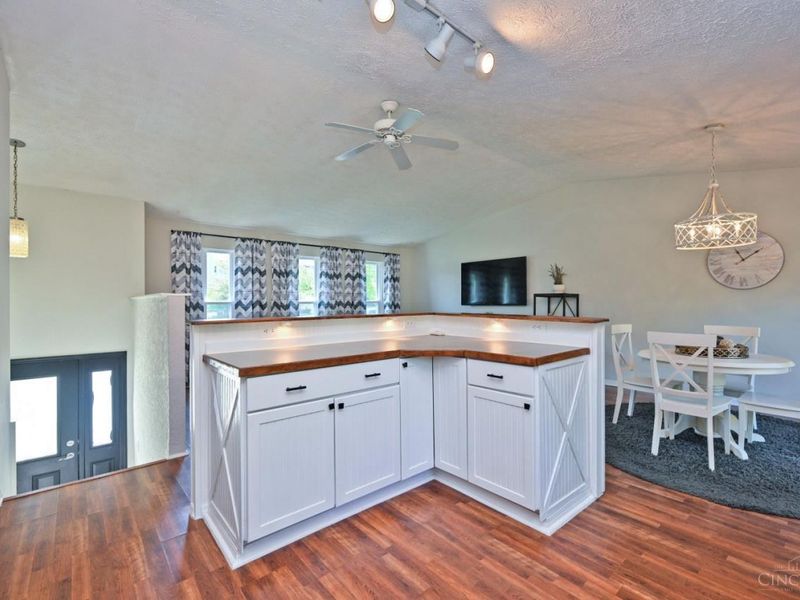 11931 Blackhawk Circle, Springfield Township, OH 45240 Photo 20