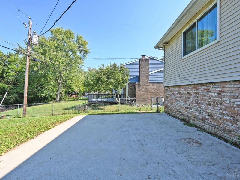 11931 Blackhawk Circle, Springfield Township, OH 45240 Photo 46