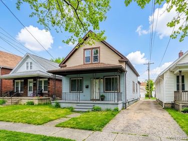 1926 Welch Avenue , Niagara Falls, NY 14303