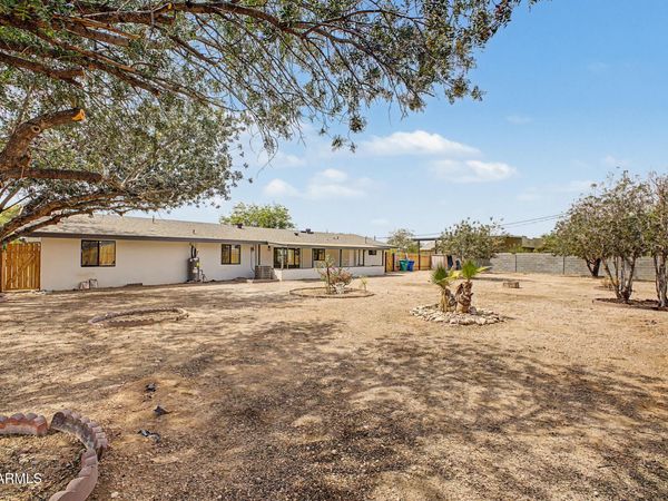 6416 E HOLIDAY Drive, Mesa, AZ 85215