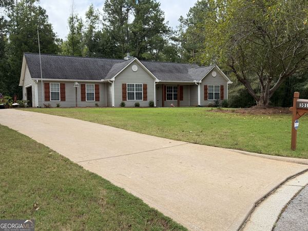 301 Wolf Creek Place, Locust Grove, GA 30248