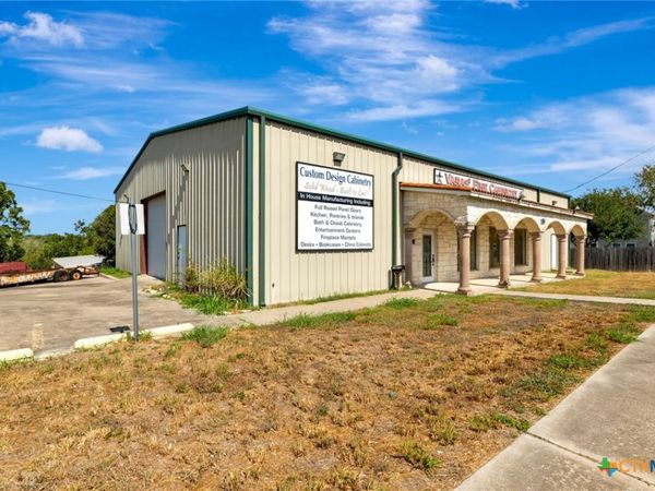 207 S Moody Street , Victoria, TX 77901