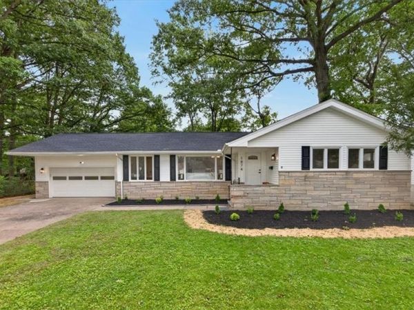 1874 Buena Vista Drive, Euclid, OH 44117
