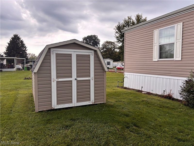 121 Tracy Drive, Dover, OH 44622 Photo 19