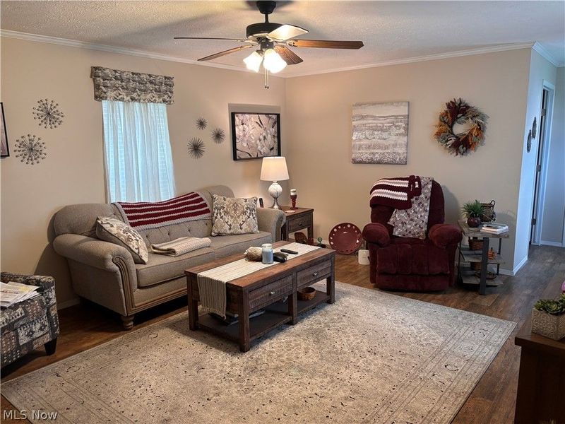 121 Tracy Drive, Dover, OH 44622 Photo 3