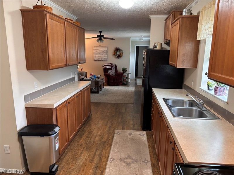 121 Tracy Drive, Dover, OH 44622 Photo 5