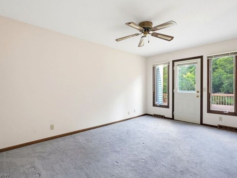 29451 Sayle Drive, Willoughby Hills, OH 44092 Photo 15