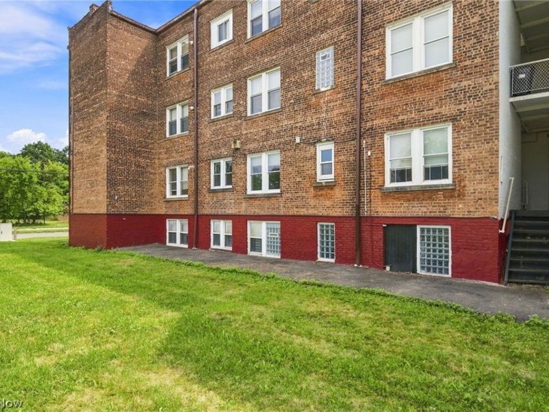 14100 Superior Avenue, East Cleveland, OH 44118 Photo 37