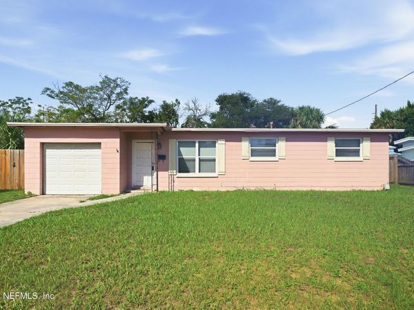 33 SAN PABLO Circle N, Jacksonville Beach, FL 32250