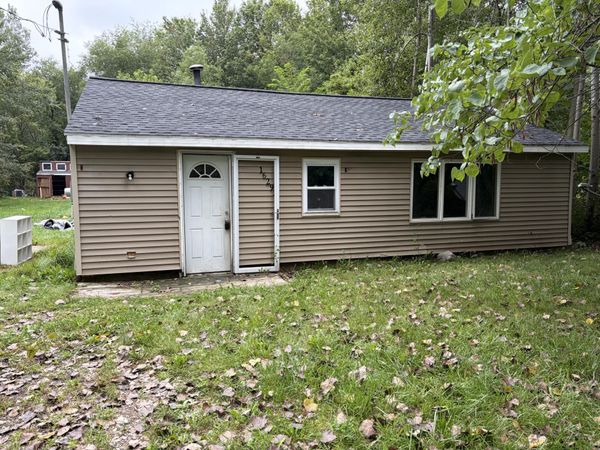 16923 24th Avenue, Coopersville, MI 49404
