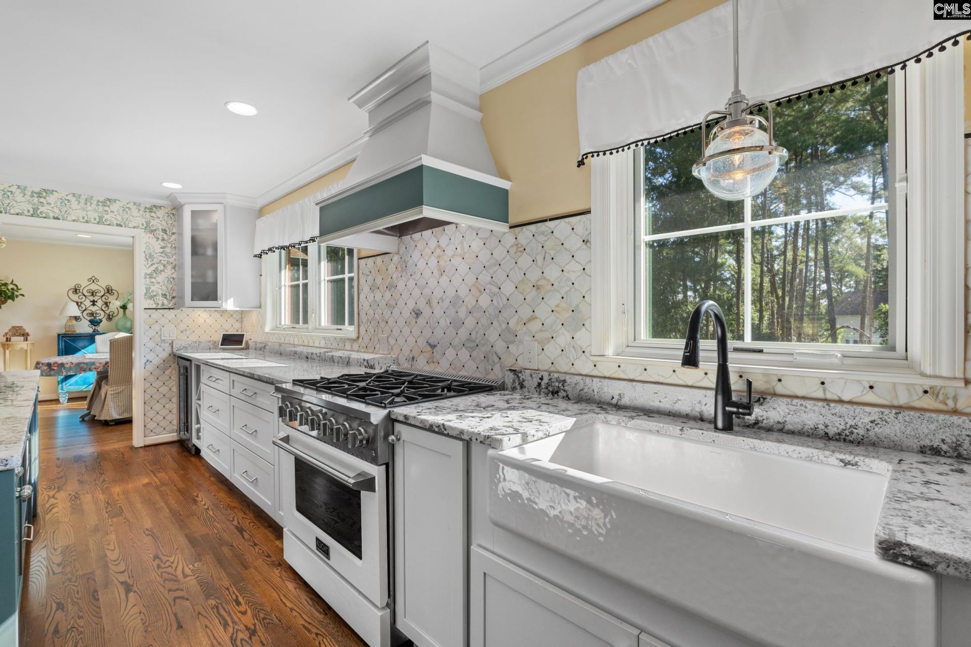 303 Cool Springs Drive Photo 12