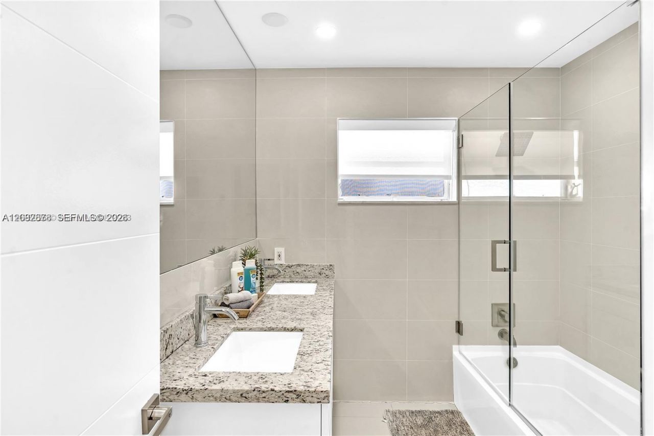 3370 N 36th Pl, Hollywood, FL 33021 Photo