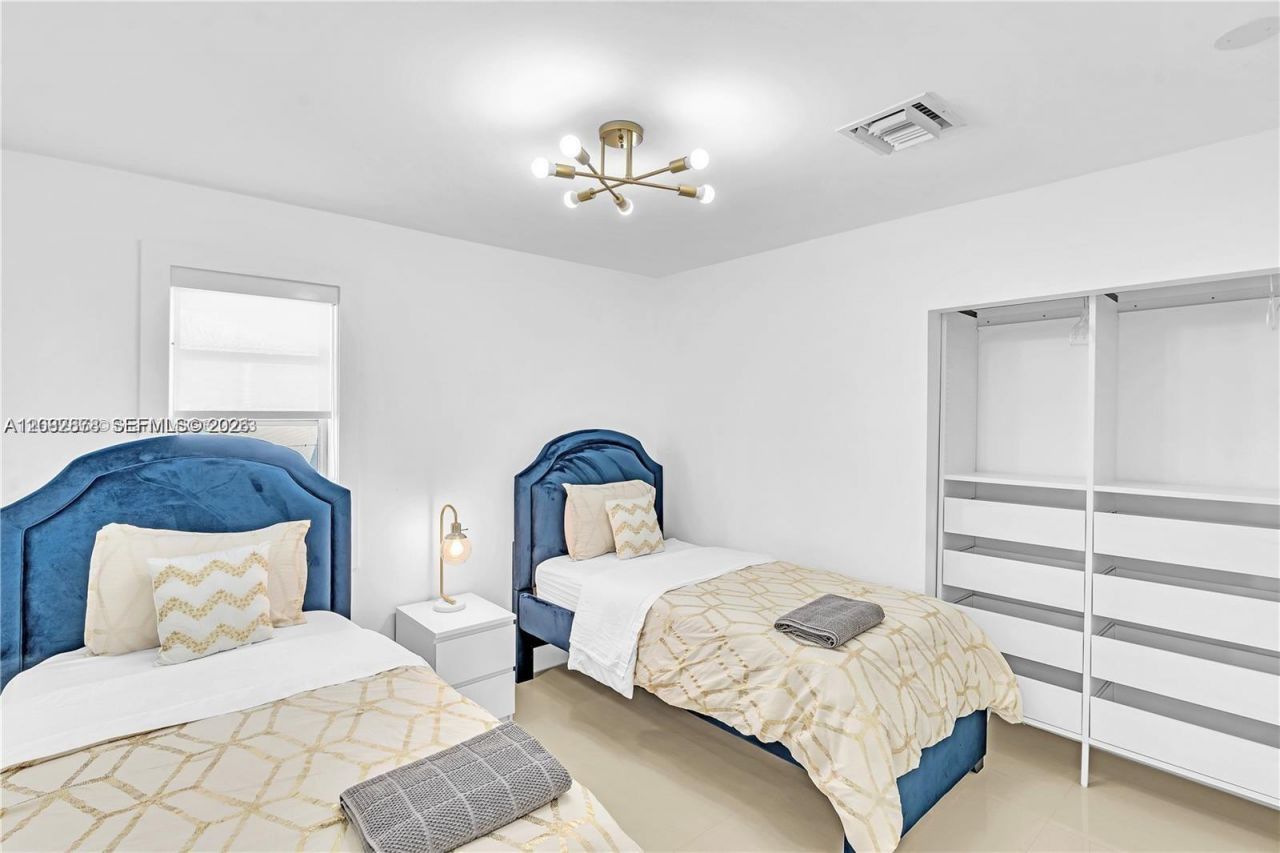 3370 N 36th Pl, Hollywood, FL 33021 Photo