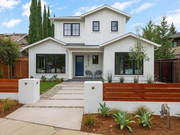 562 Palm Avenue, Los Altos, CA 94022