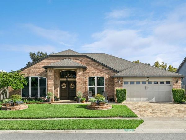 725 HALLOWELL CIRCLE, ORLANDO, FL 32828