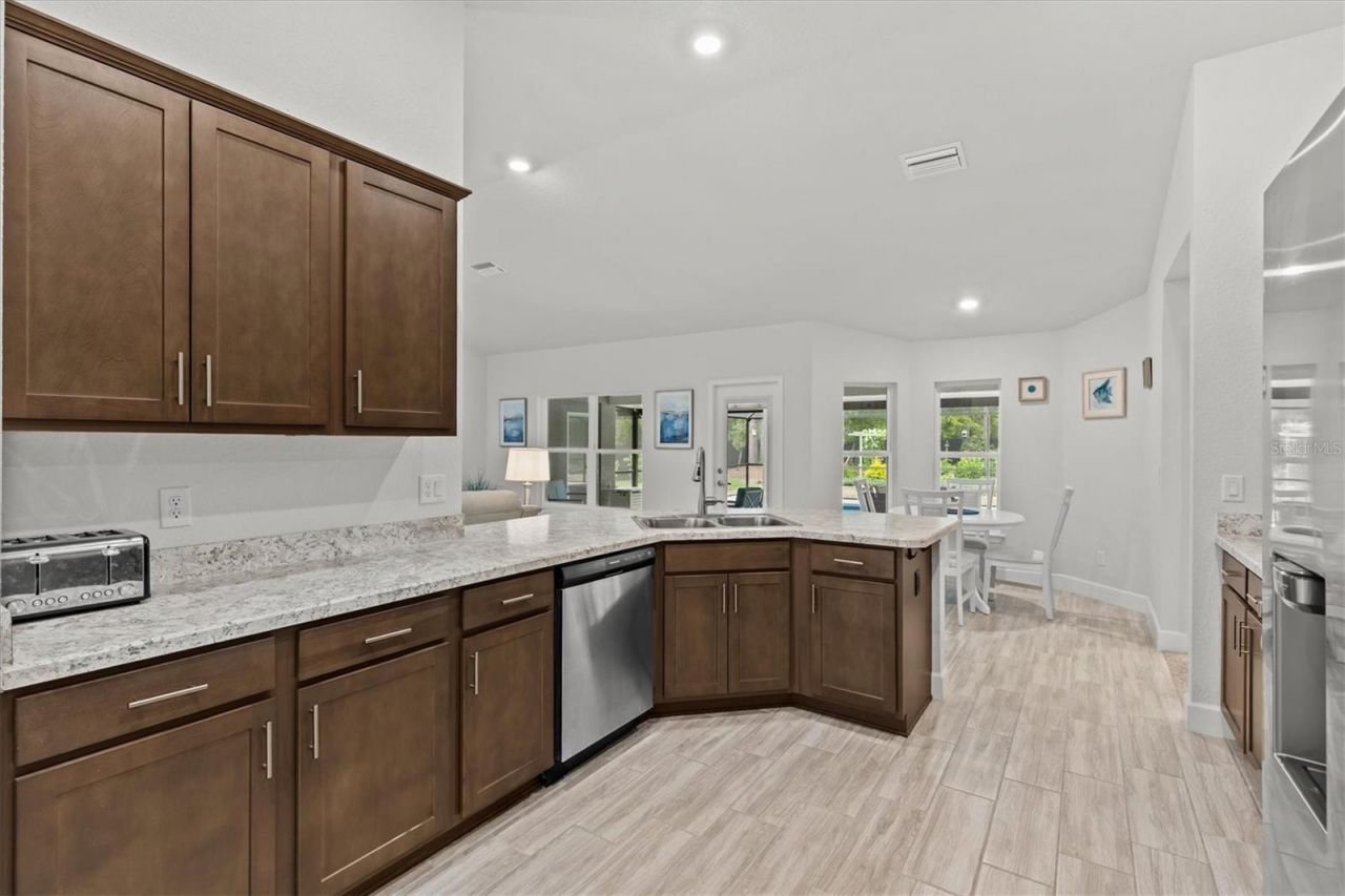 16174 Malden Road, Weeki Wachee, FL 34614 Photo
