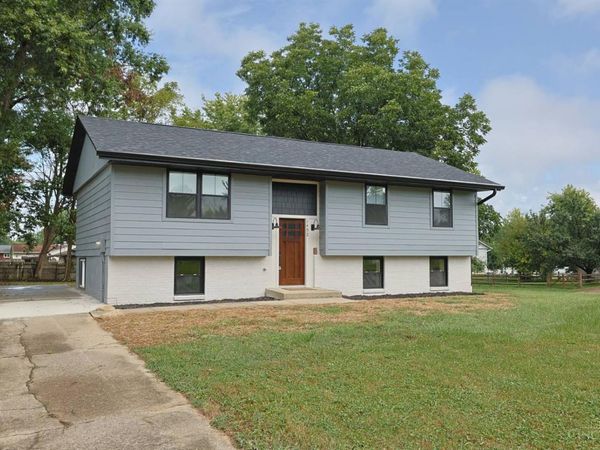 1492 Rolling Knoll Drive, Goshen Twp, OH 45140
