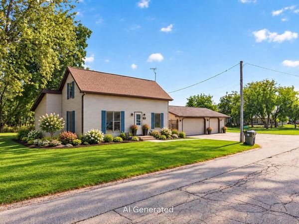 317 S 5TH AVENUE, Winneconne, WI 54986